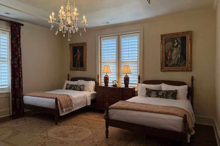 Room 5 of 65