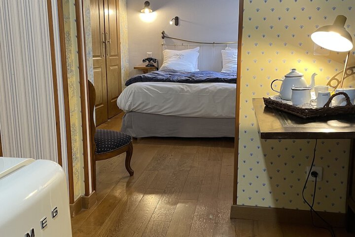 Room 17 of 42