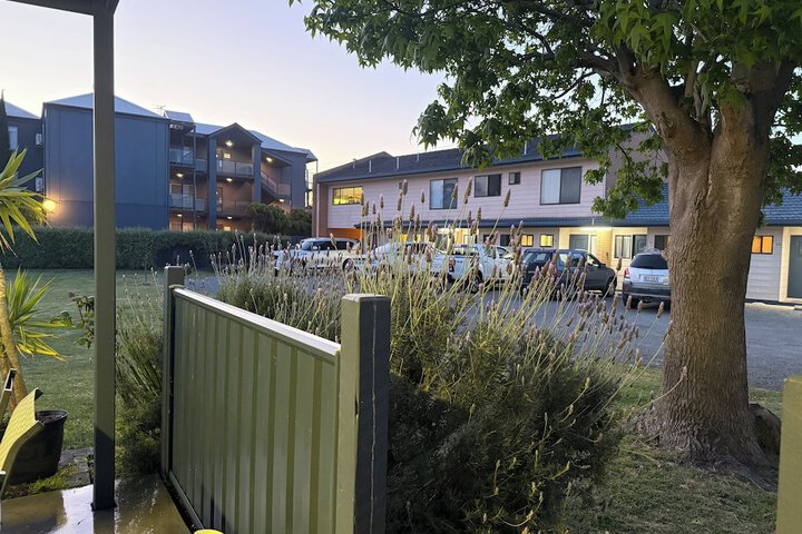 Hotel Exterior 69 of 78
