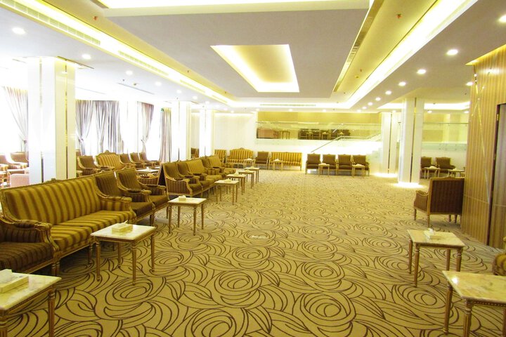 Business Center 54 of 56