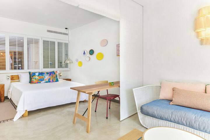 Room 19 of 157