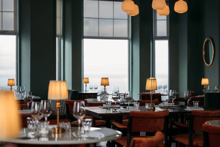 Dining 73 of 121