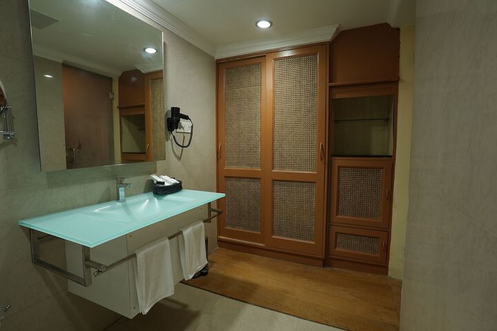Bathroom Vanities