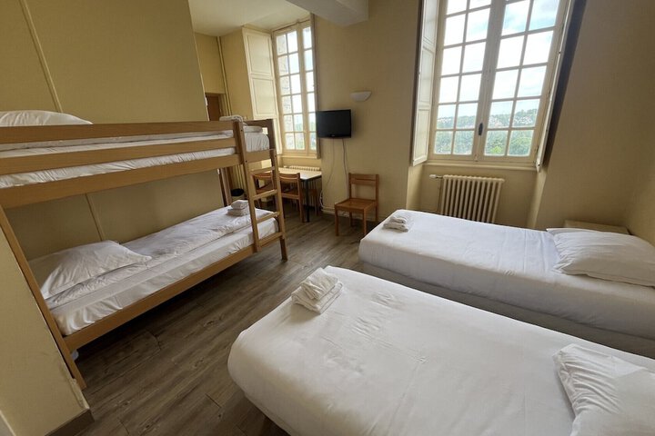 Room 14 of 46