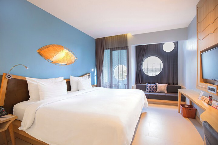 Room 37 of 91