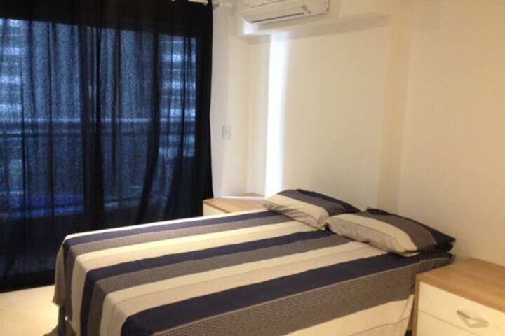Room 4 of 60