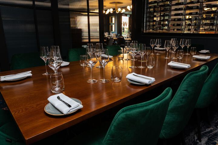 Dining 40 of 108