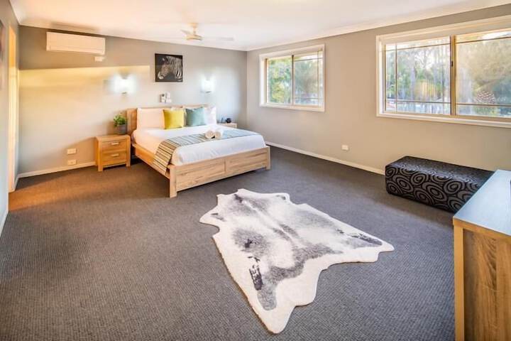Room 42 of 175