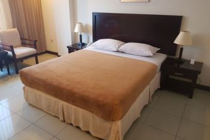 Room 16 of 31