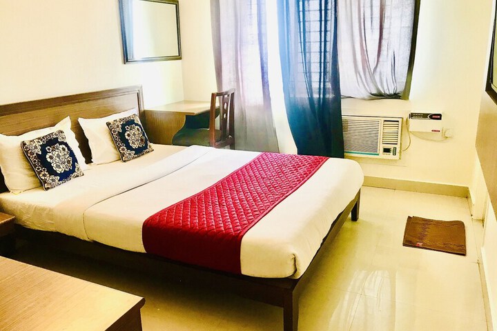 Room 16 of 22