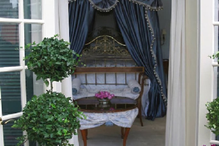 Room 27 of 28