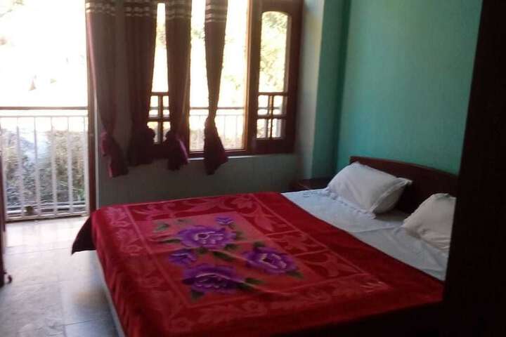Room 2 of 34