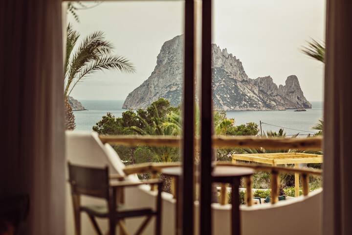 Petunia Ibiza, a Beaumier Hotel in Sant Josep de sa Talaia