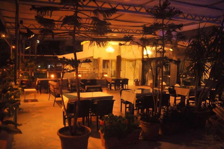 Hotel Exterior 45 of 46