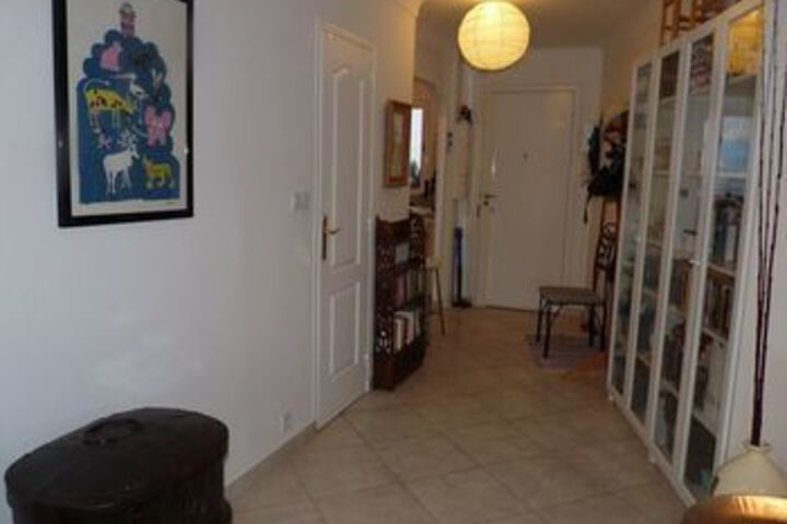 Room 4 of 24
