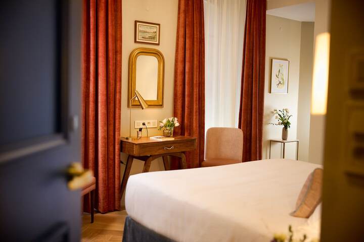 Room 20 of 192