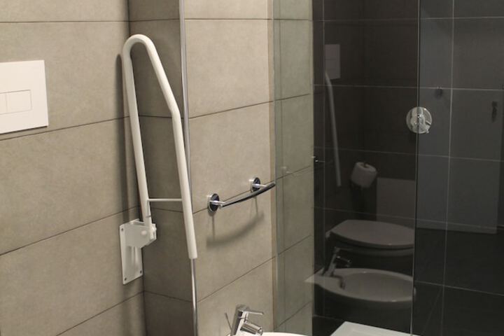 Room 30 of 51
