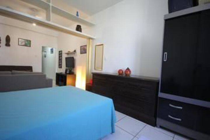Room 11 of 27