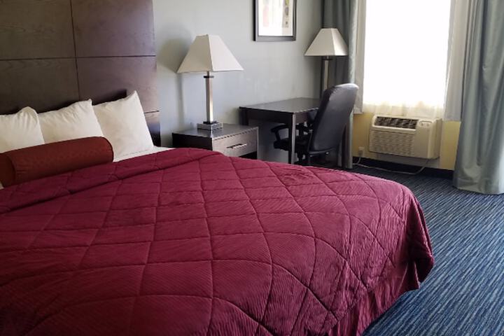 Room 2 of 7