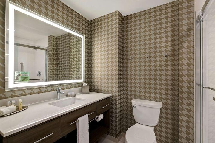 Bathroom shower