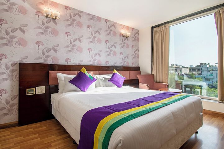 Hotel 5 of 7