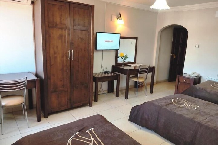 Room 15 of 61