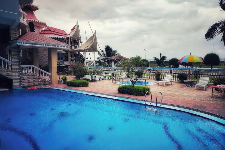 Pool 8 of 40