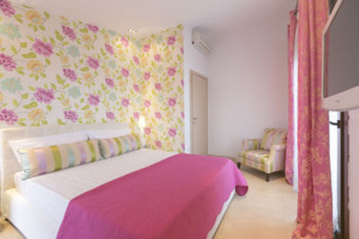 Room 29 of 85