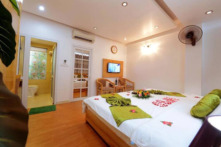 Room 15 of 29