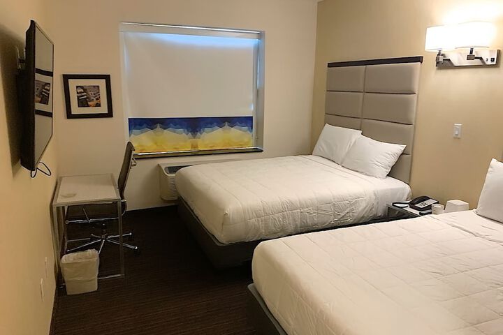 Double Superior King Bed (1 of 9)