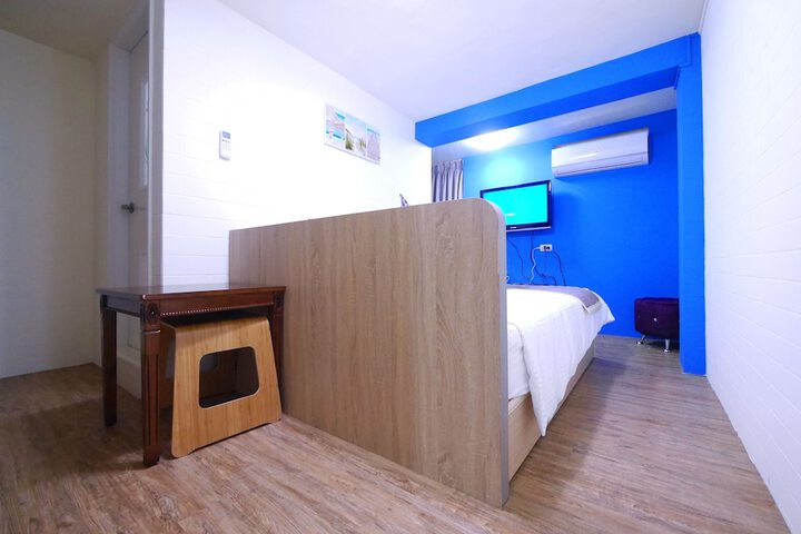 Room 21 of 45