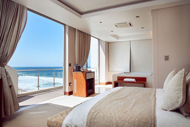Room 12 of 191