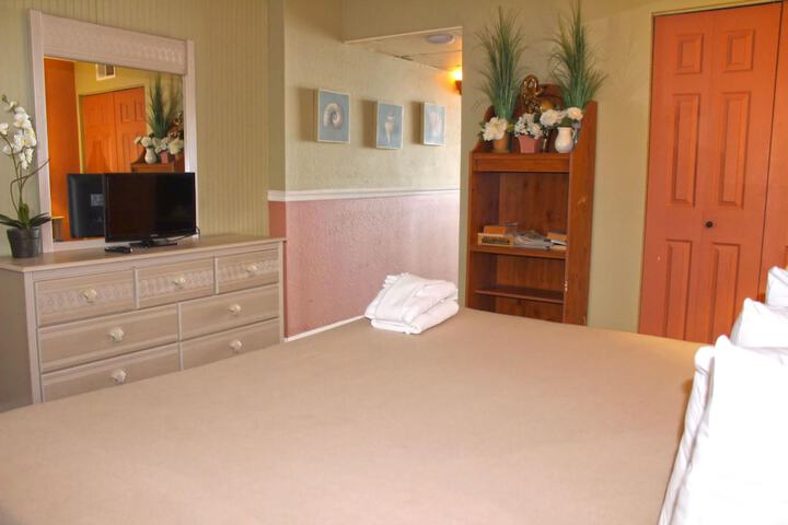 Room 3 of 35
