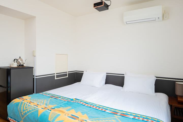 Room 33 of 131