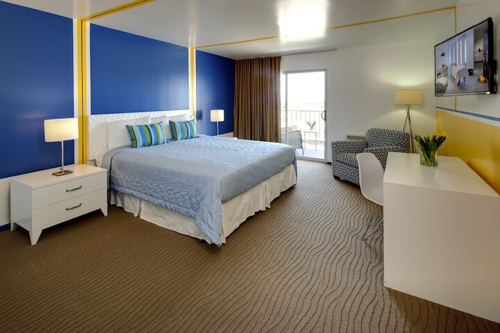1 King Bed (42 of 44)