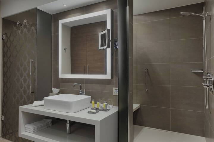 Bath Interior