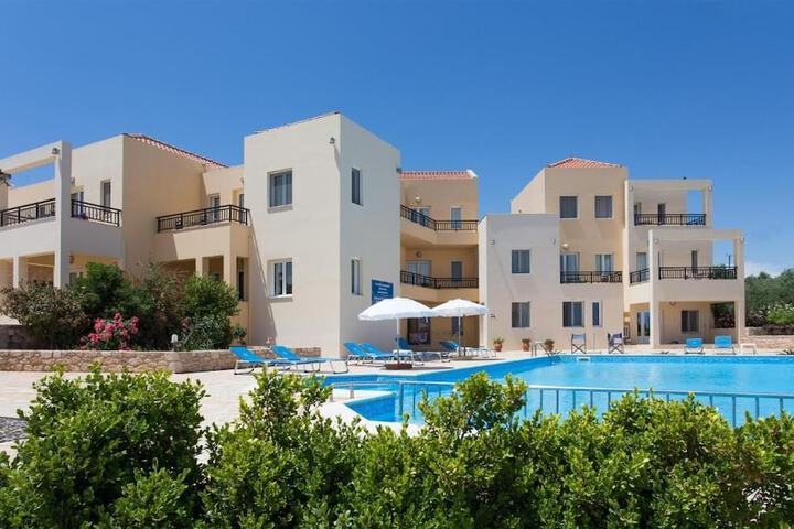 Pool Hotel