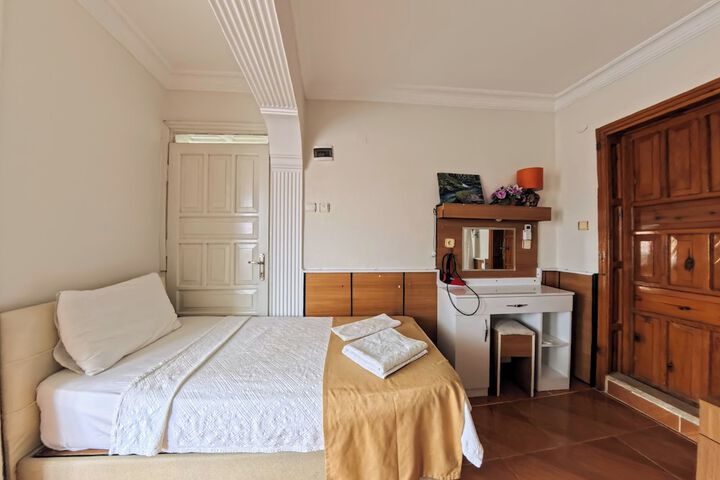 Room 29 of 66