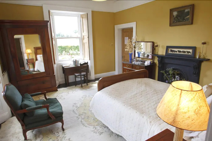 guest_rooms