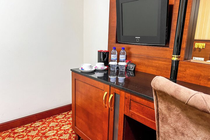 Room 25 of 44