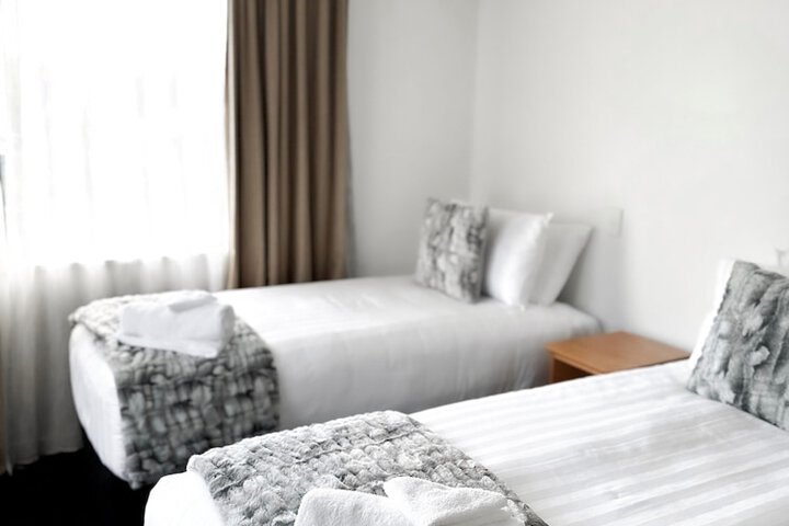 Room 18 of 77
