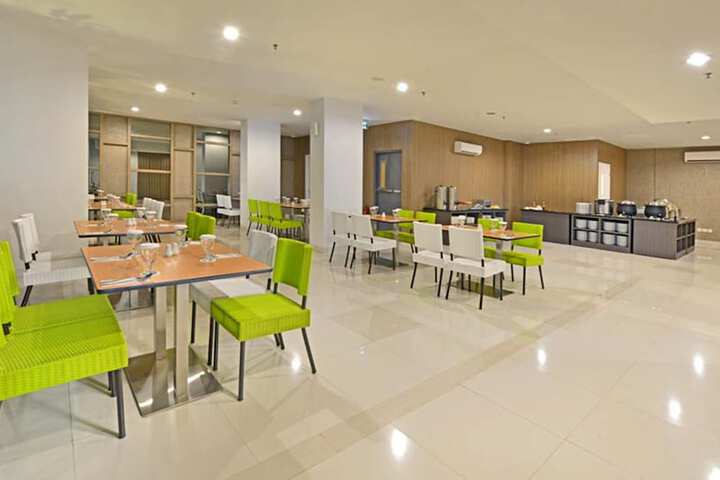 Dining Photos