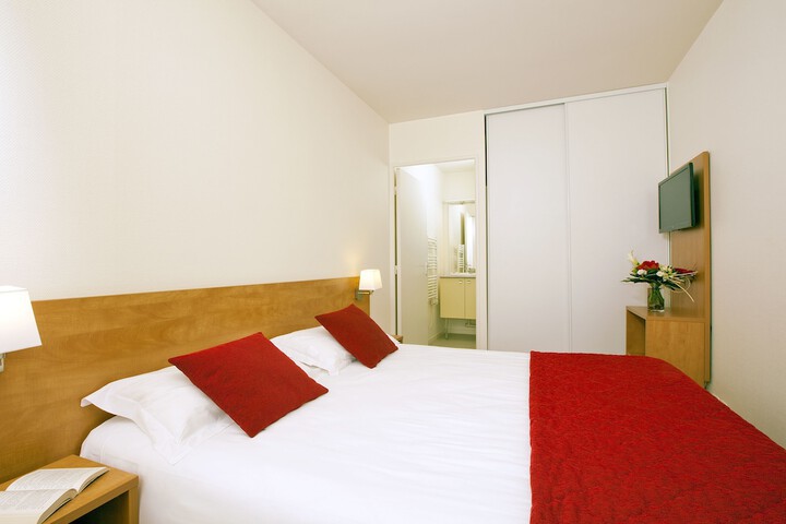 Room 8 of 23