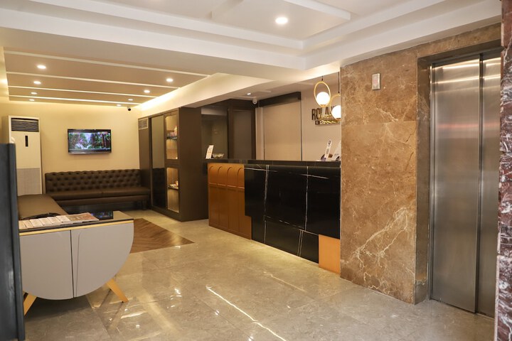 Hotel Interior 6 of 78