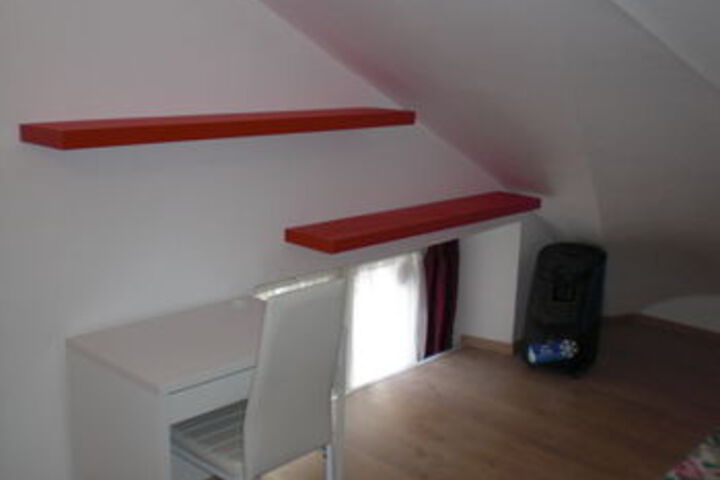 Room 15 of 34