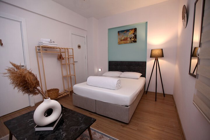 Room 14 of 39