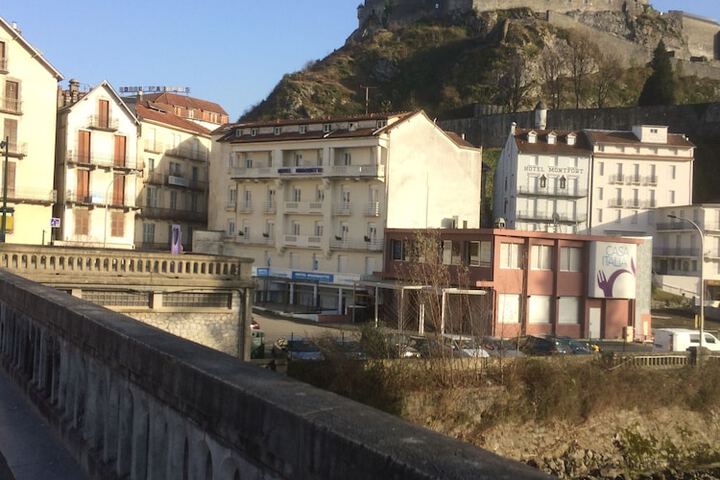 Building Photo