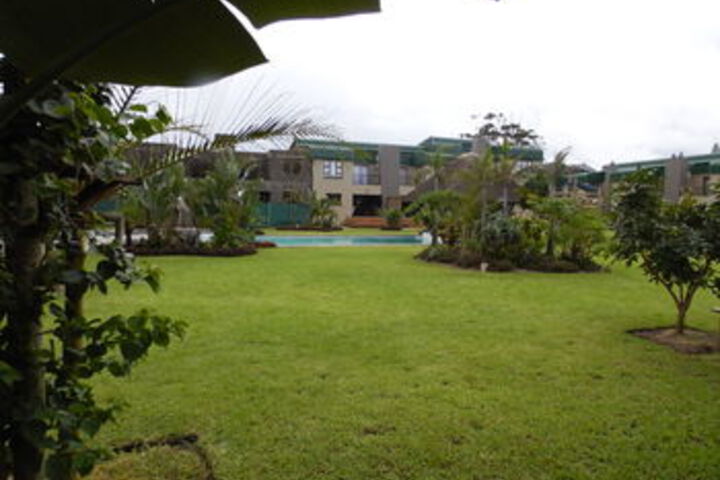 Hotel Exterior 6 of 16