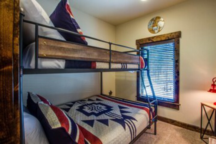 Room 49 of 51