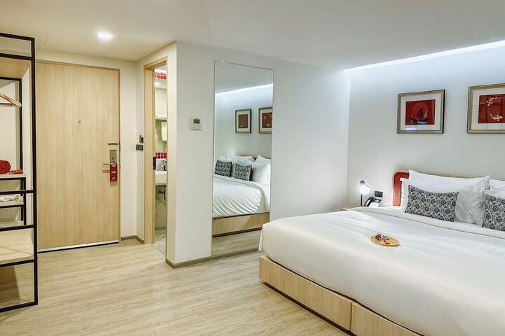 Room 26 of 190